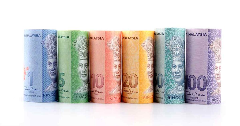 Payroll for foreign employees in Malaysia: tax & salary guide blog image